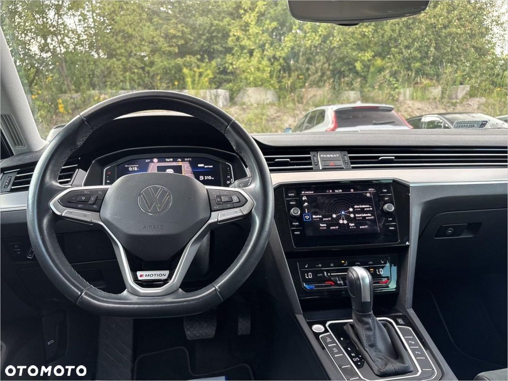 Volkswagen Passat Variant 2.0 TDI 4Mot Elegance DSG - 13