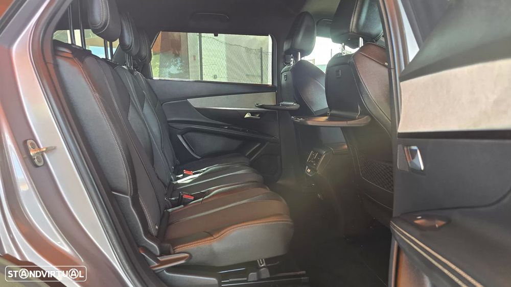 Peugeot 5008 1.2 Hybrid GT e-DCS6 - 26