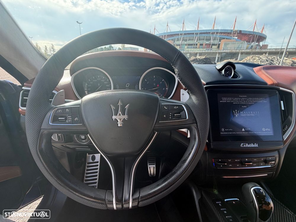 Maserati Ghibli 3.0 V6 GranLusso - 10