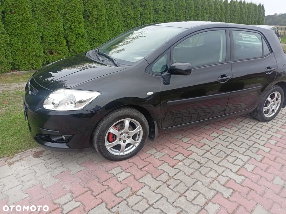 Toyota Auris 1.6 VVT-i Executive - 1