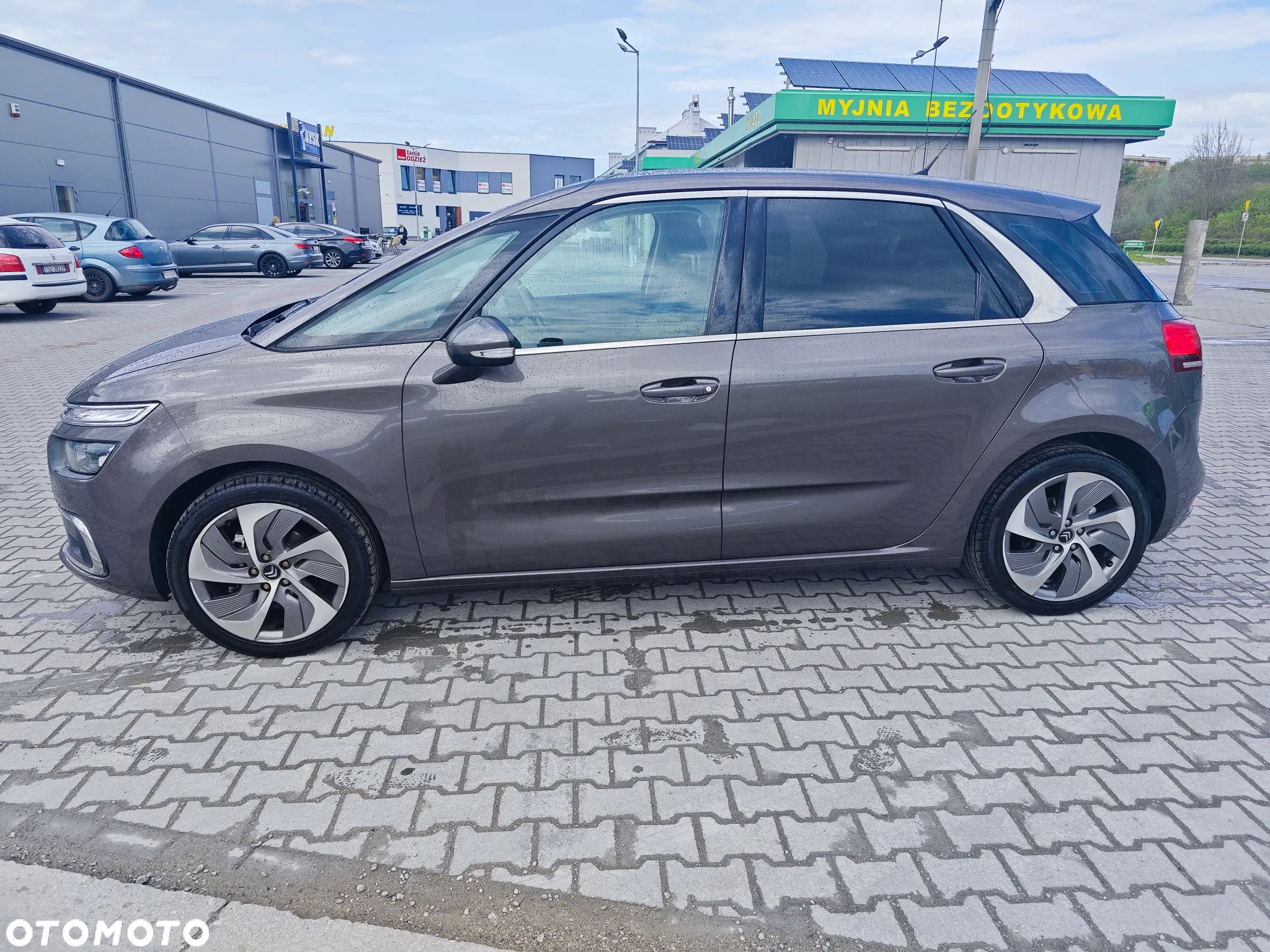 Citroën C4 Picasso - 11