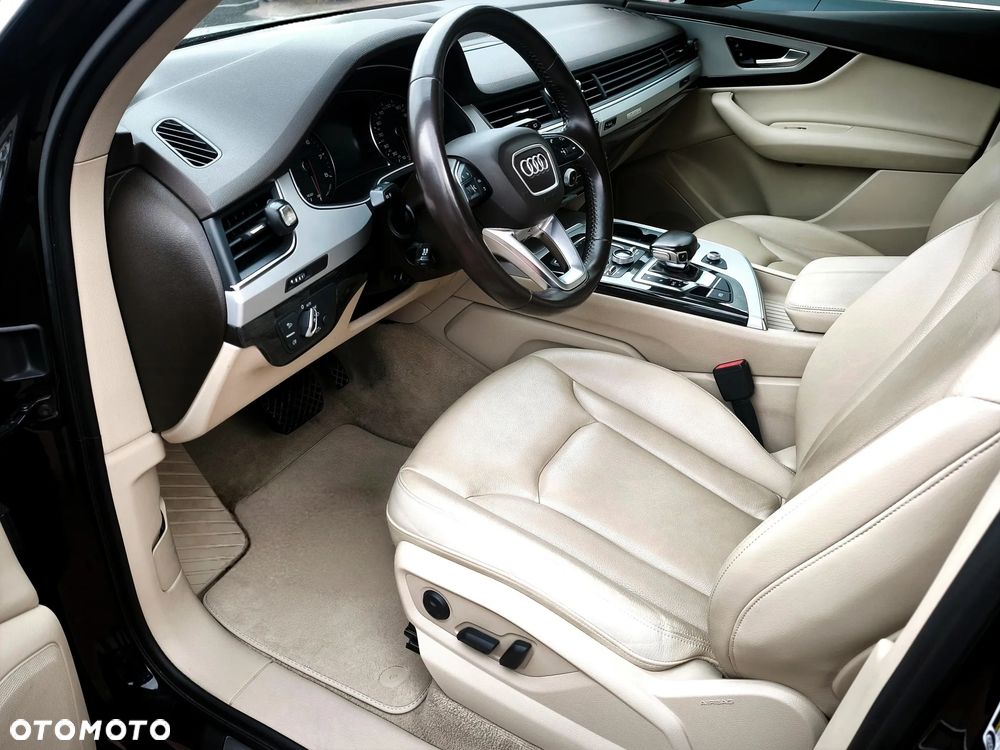 Audi Q7 2019 photo 5