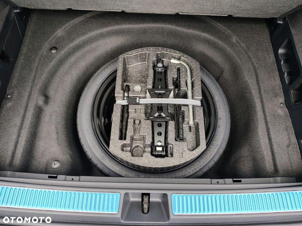 Volkswagen Passat - 10