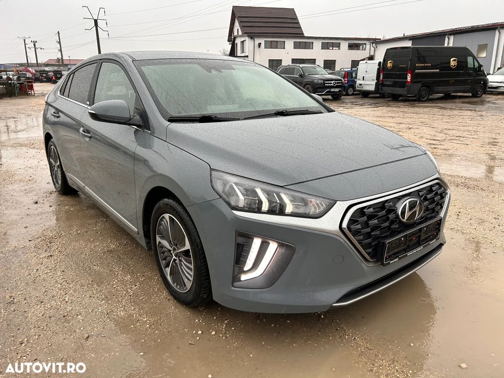 Hyundai IONIQ - 1