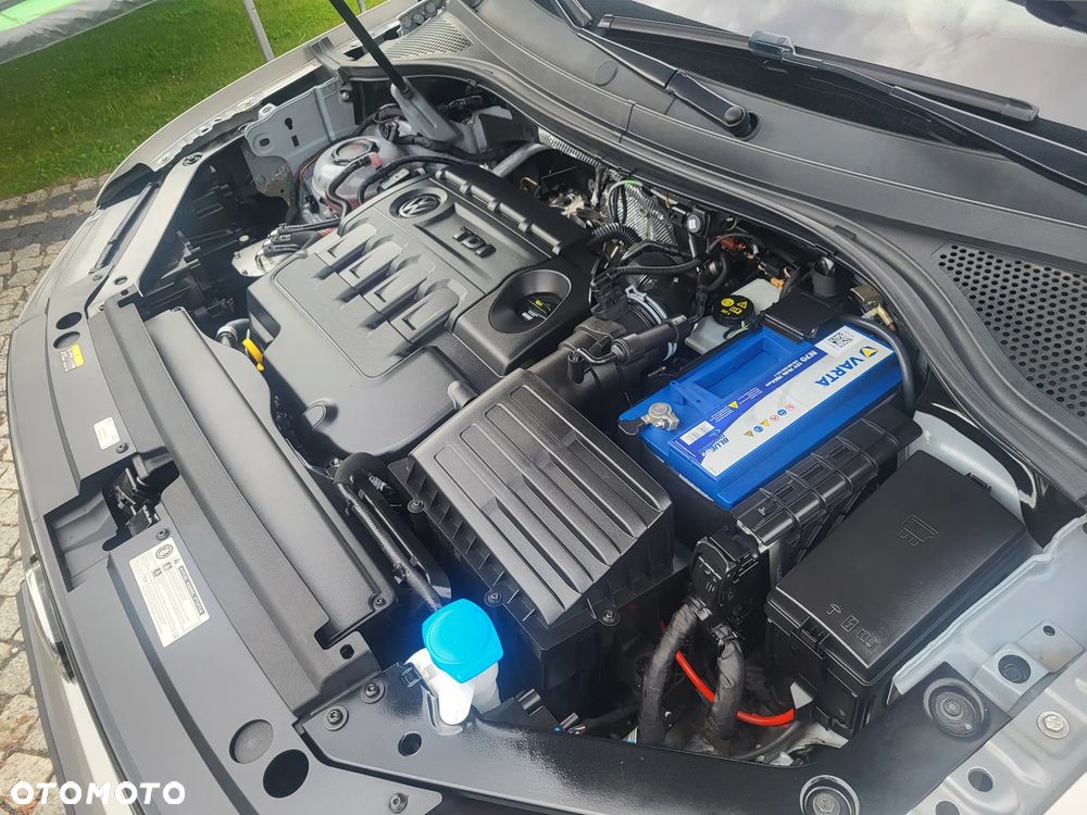 Volkswagen Tiguan - 12