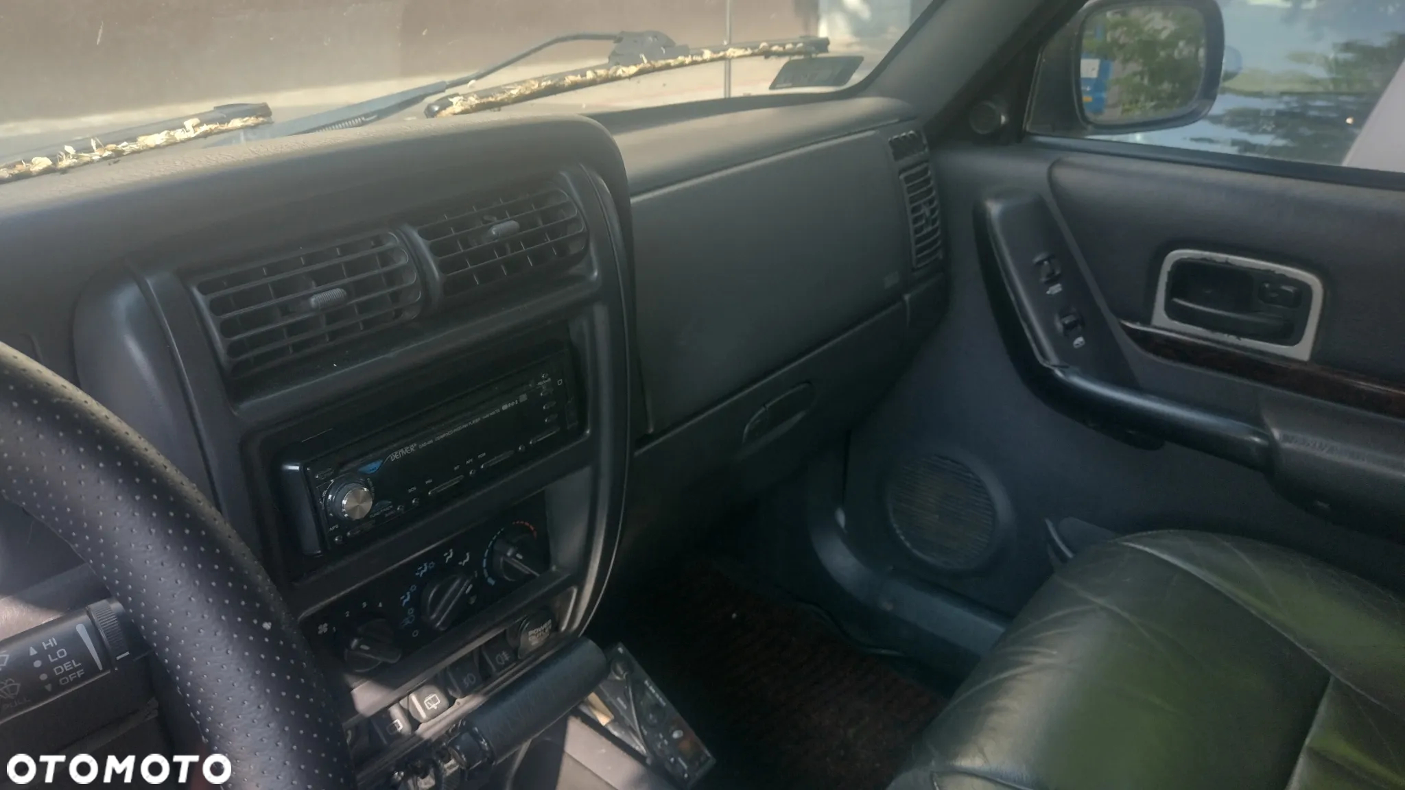 Jeep Cherokee 4.0 Limited - 10