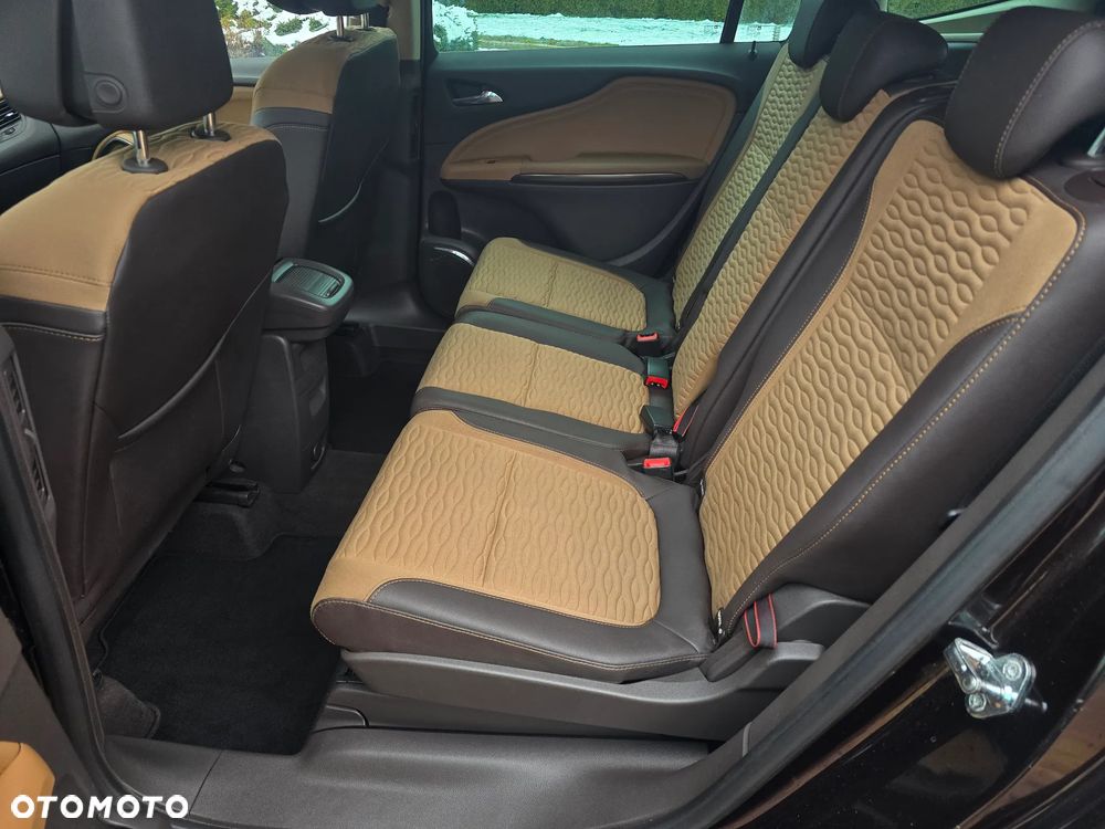 Opel Zafira 1.4 T Cosmo EcoFLEX S&S - 31