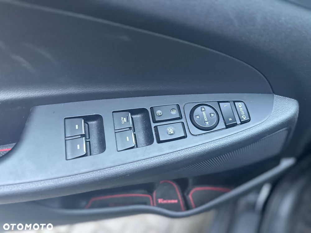 Hyundai Tucson - 16
