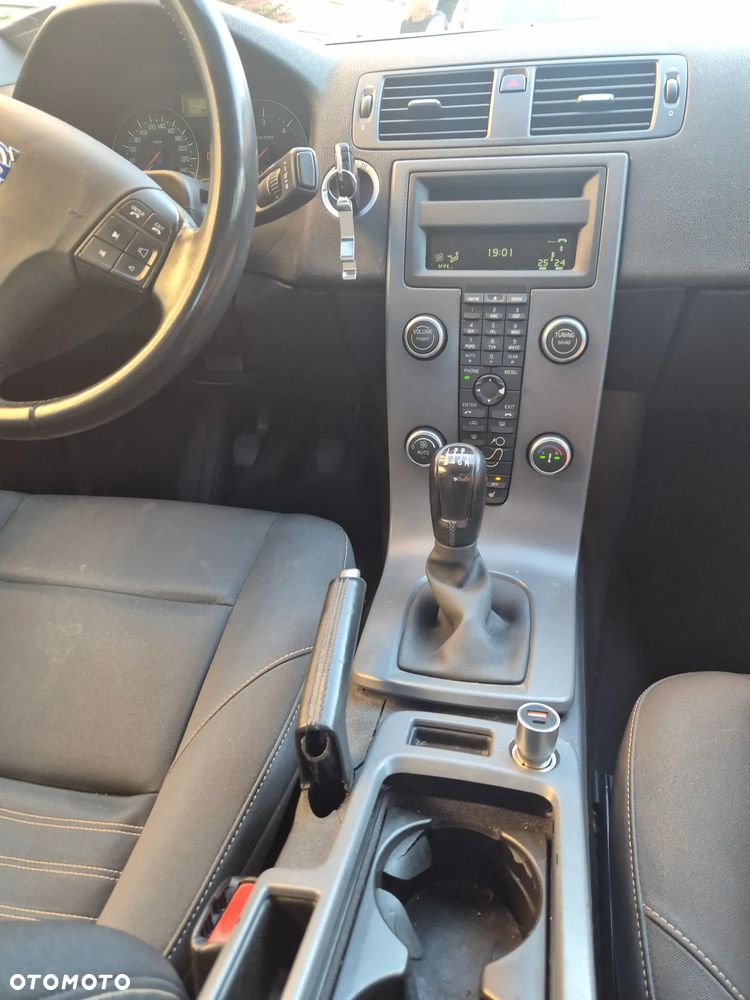 Volvo S40 D4 Momentum - 12
