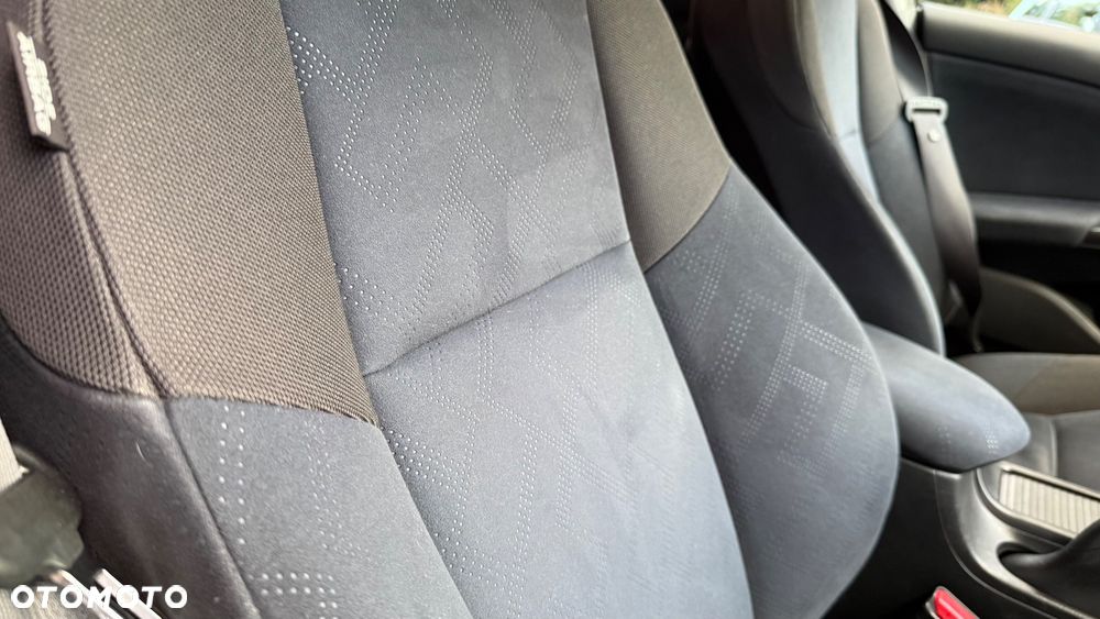 Honda Civic 1.8 i-VTEC Comfort Black Edition - 35