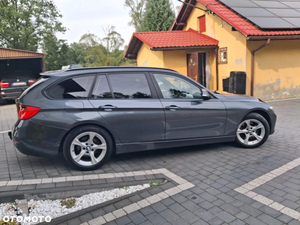 BMW 3 Series 2013 photo 5