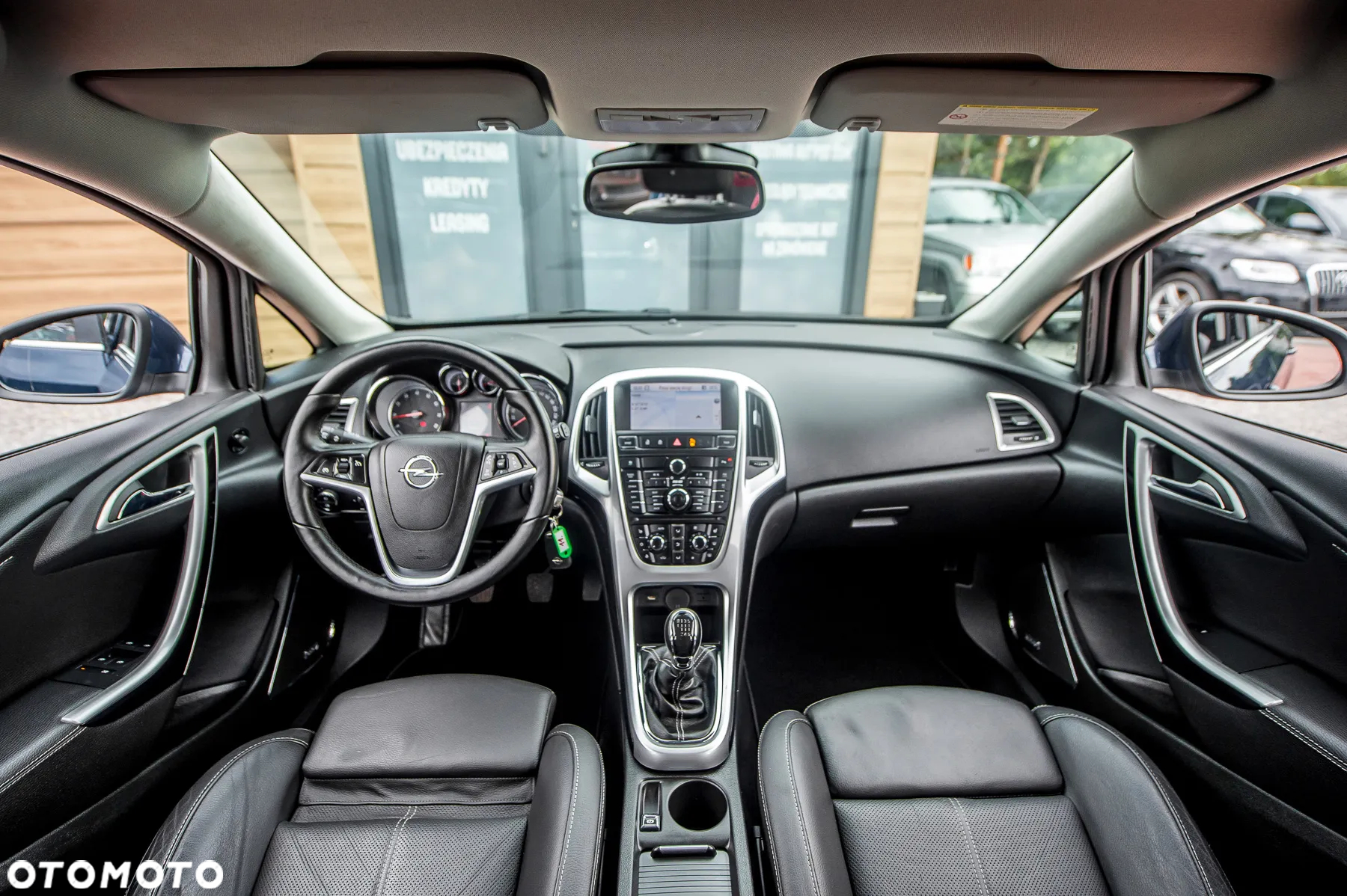 Opel Astra 1.6 Turbo Cosmo - 23