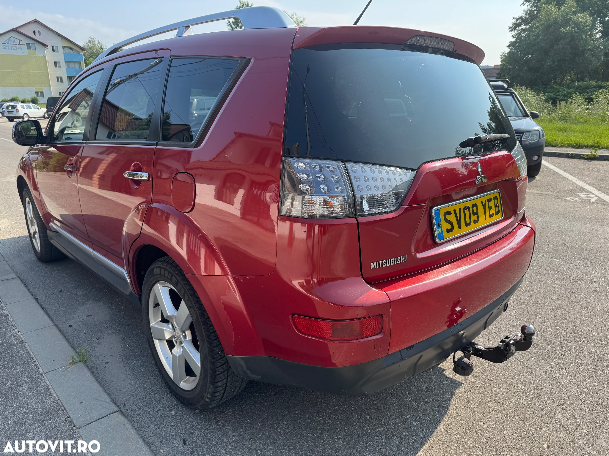 Mitsubishi Outlander 2.0 DI-D 4WD Intense - 4