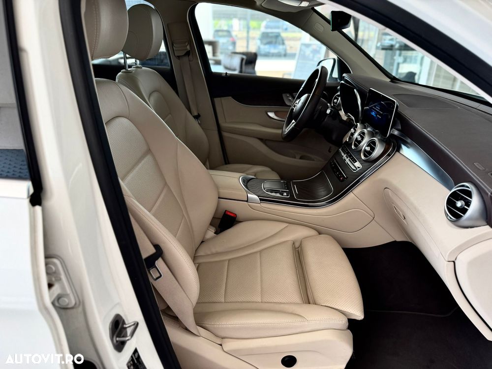 Mercedes-Benz GLC - 15