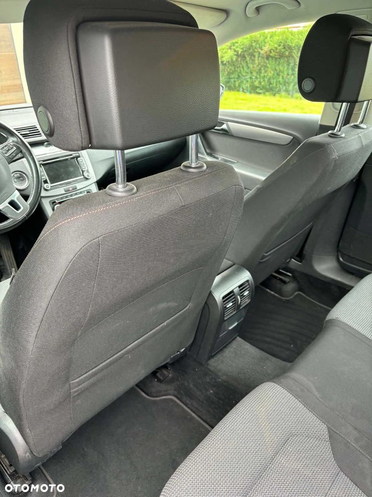 Volkswagen Passat - 7