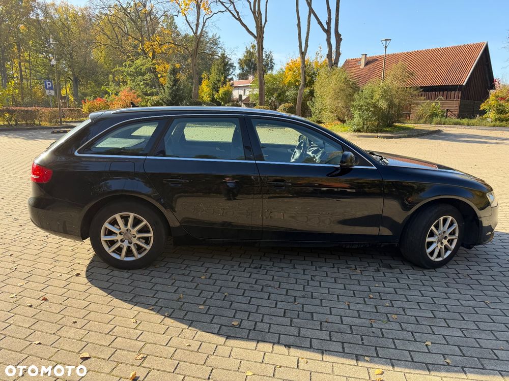 Audi A4 Avant - 13