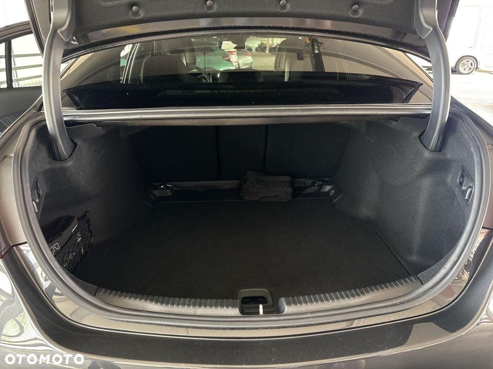 Mercedes-Benz Klasa C - 25