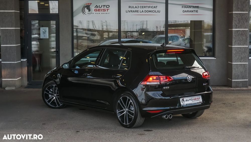 Volkswagen Golf GTD (BlueMotion Technology) DSG - 7