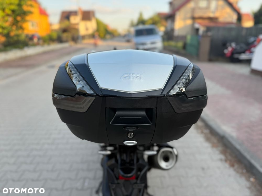 Yamaha Tmax - 17