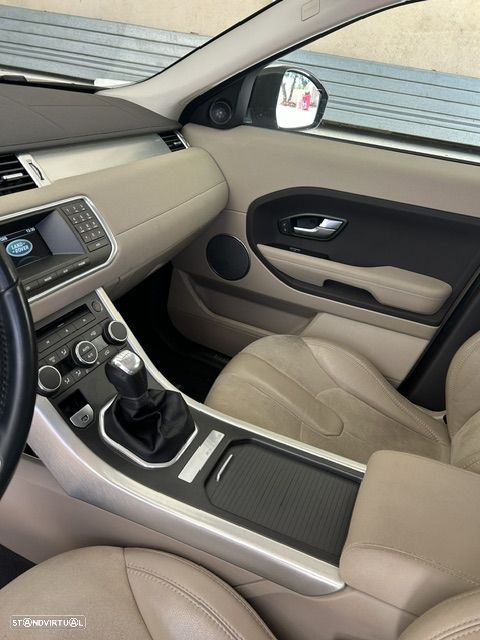 Land Rover Range Rover Evoque 2015 photo 5