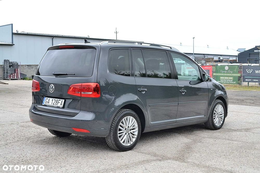 Volkswagen Touran - 7