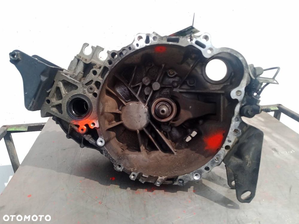 SKRZYNIA BIEGÓW E350C TOYOTA COROLLA E12 - 6