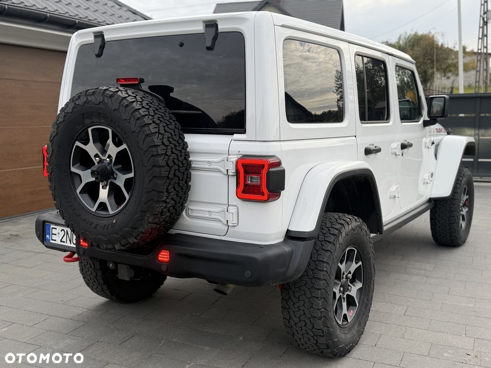 Jeep Wrangler - 4