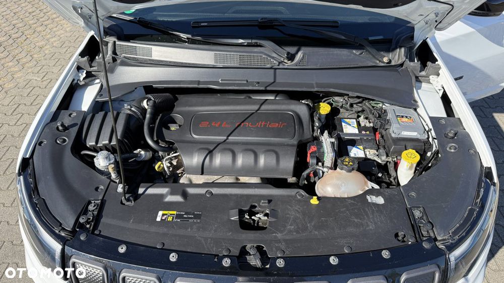 Jeep Compass - 12