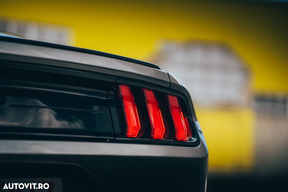 Ford Mustang 2.3 EcoBoost Aut. - 11