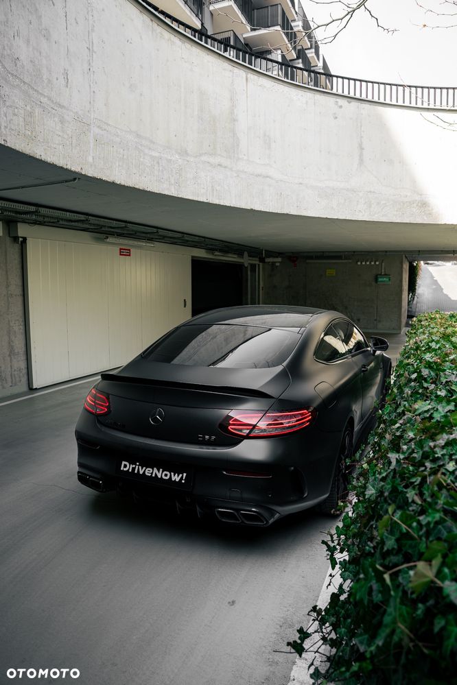 Mercedes-Benz Klasa C 63 AMG 9G-TRONIC - 15
