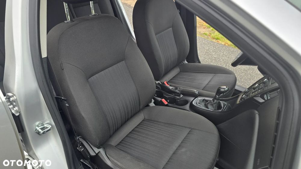 Opel Astra 1.7 CDTI DPF Edition - 24