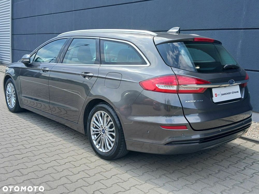 Ford Mondeo - 10