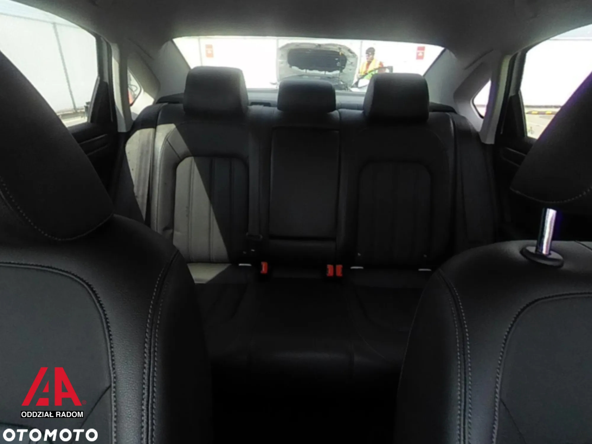 Volkswagen Passat 2.0 TSI Elegance DSG - 12