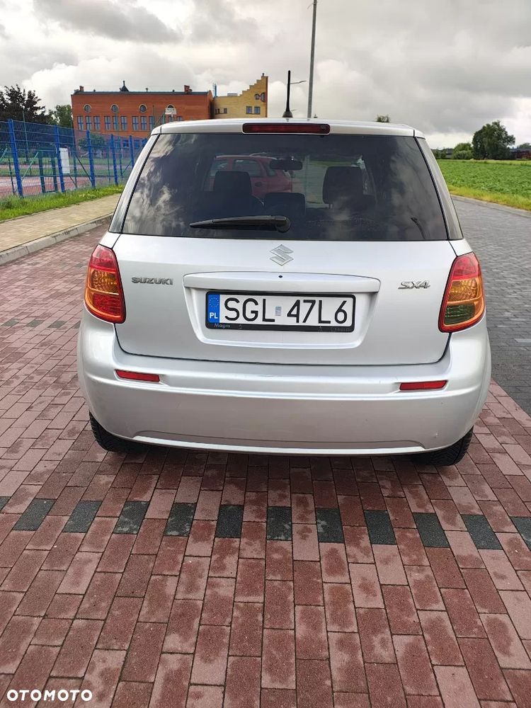 Suzuki SX4 1.6 Comfort - 9