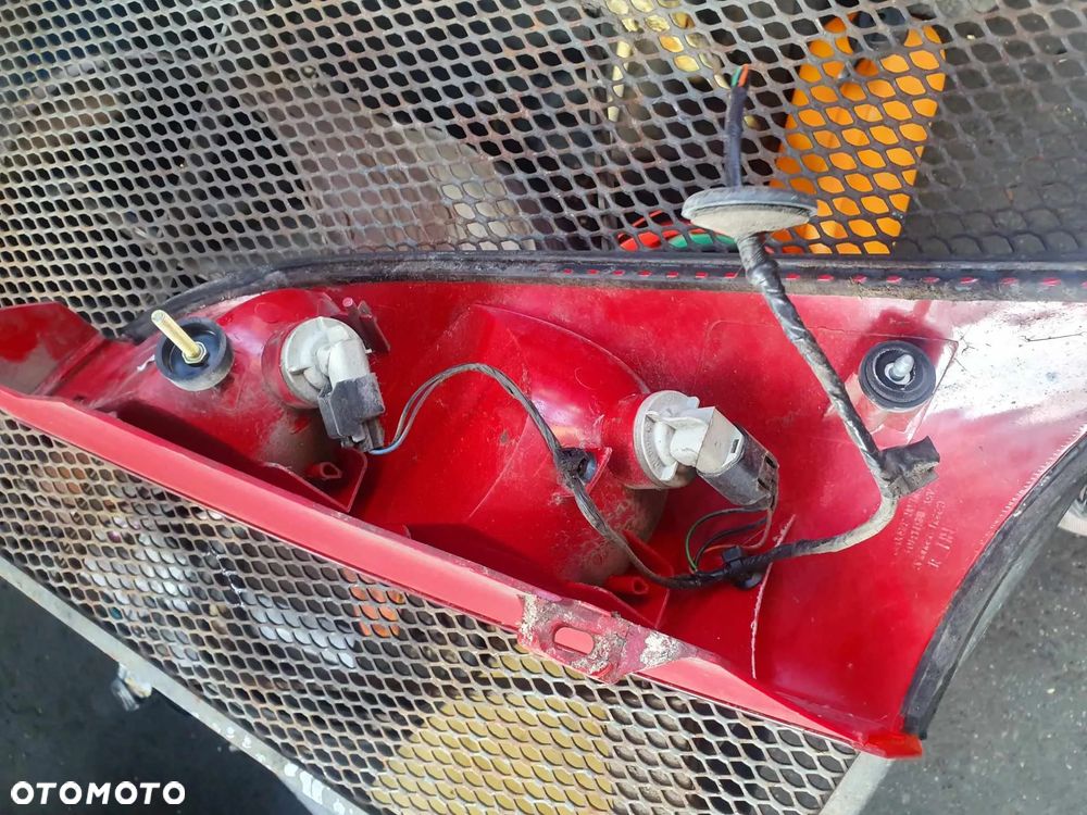 Ford Focus Mk1 Lampy tylne, prawa, lewa. - 4