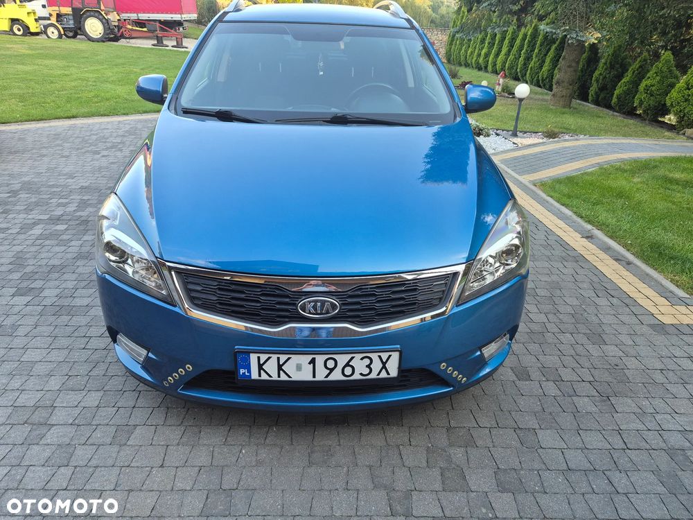 Kia Ceed - 3