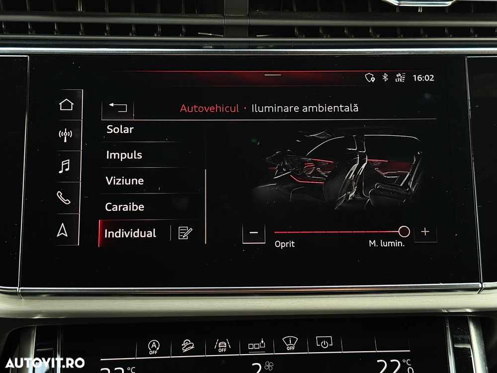 Audi Q8 SUV TFSI quattro 250 kW tiptronic S line business - 16