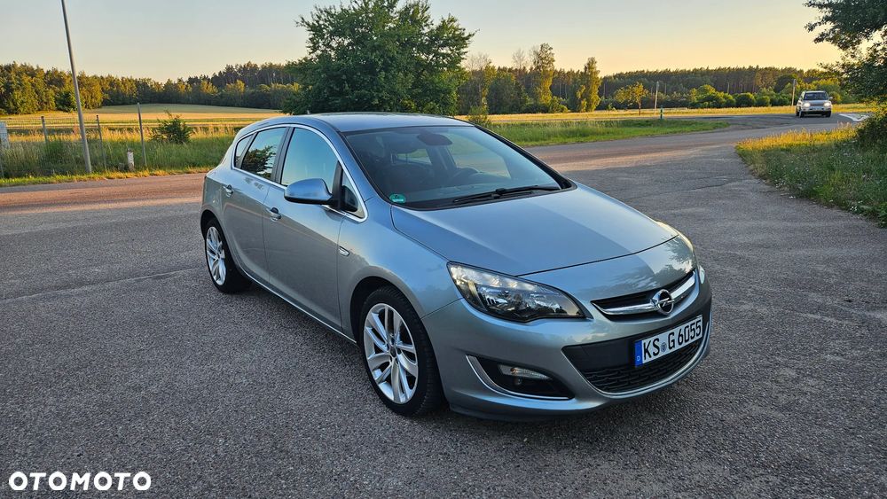 Opel Astra 1.4 T Cosmo - 3