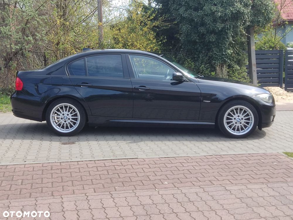 BMW Seria 3 320d DPF - 8