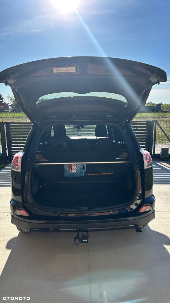 Toyota RAV4 Hybrid Premium 4x2 - 10