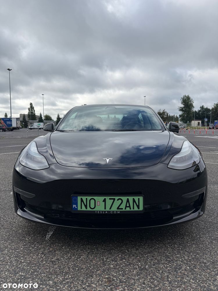 Tesla Model 3 AWD - 3