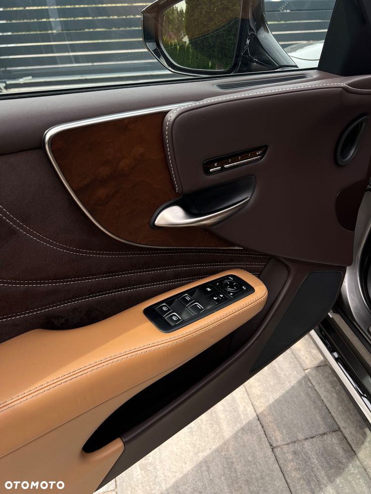 Lexus LS - 11