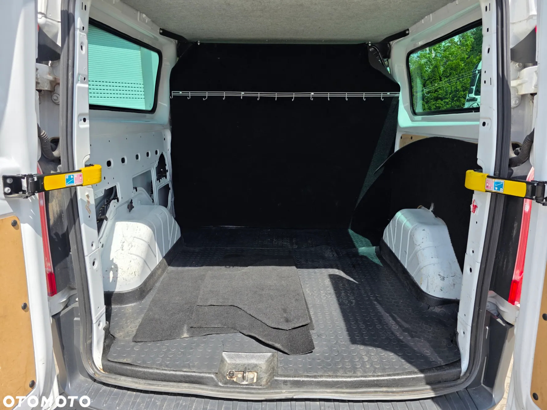 Ford Transit Custom - 8