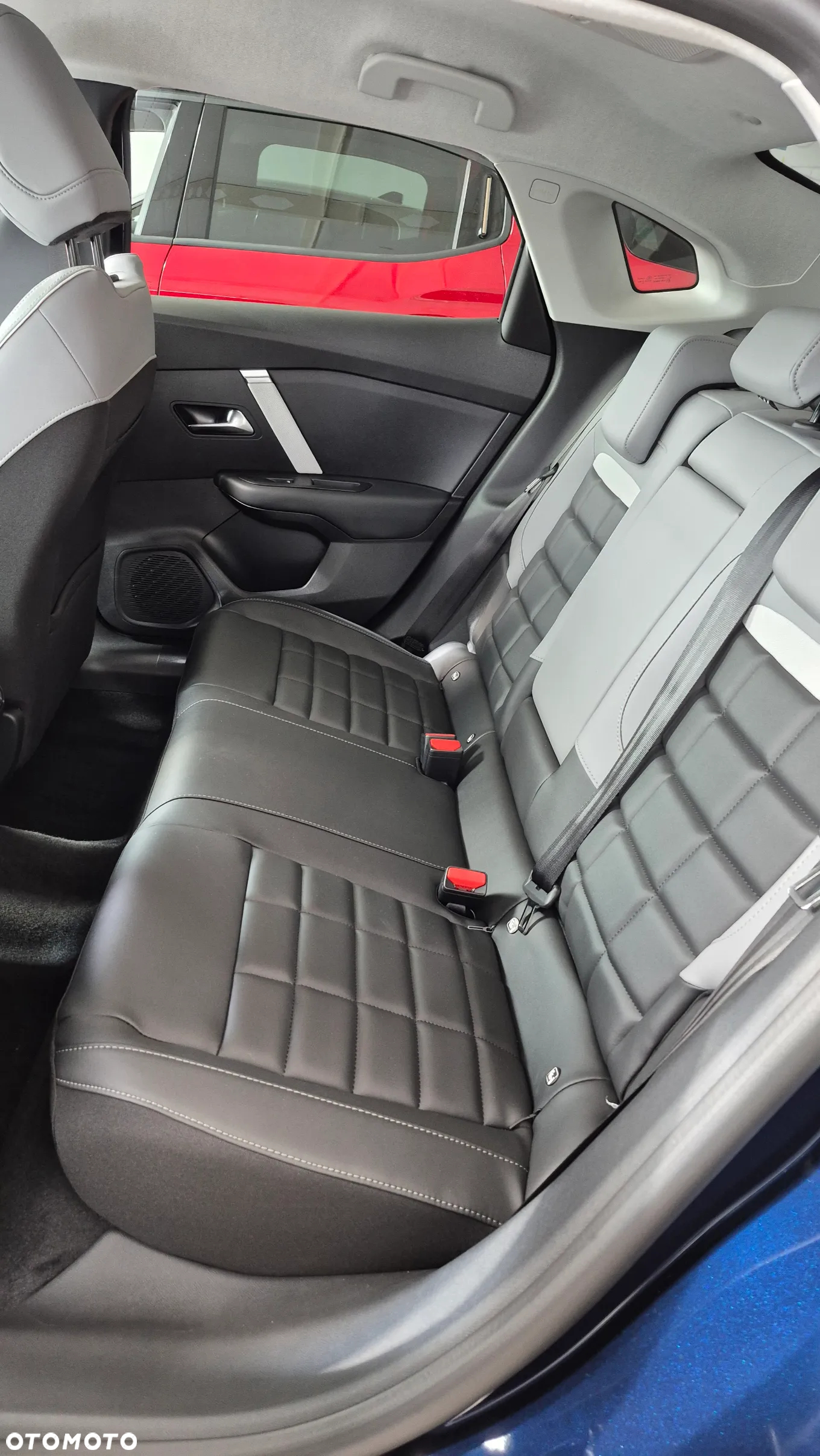 Citroën C4X 1.2 mHEV Max eDCT6 - 15