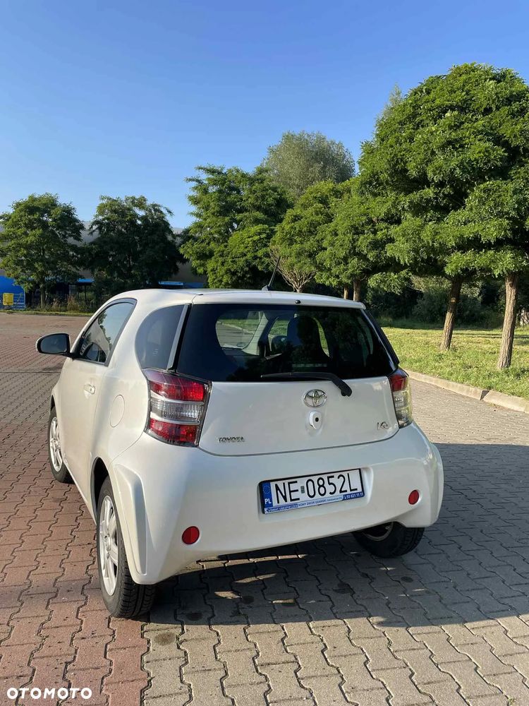 Toyota iQ 1.0 - 7