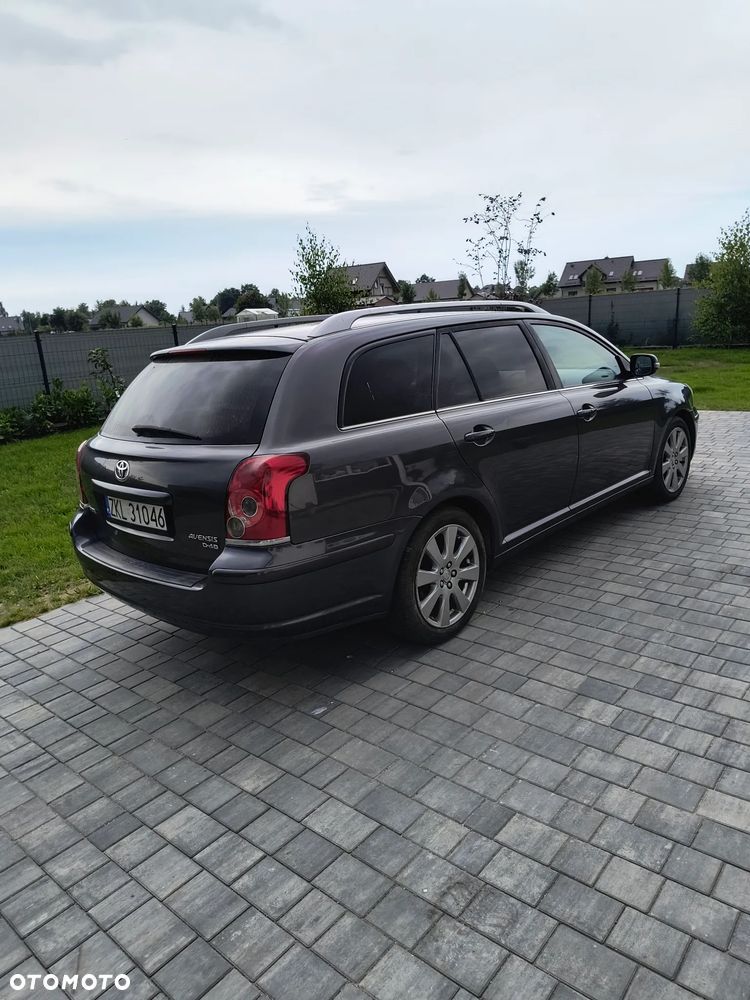 Toyota Avensis 2.0 D-4D Luna - 7