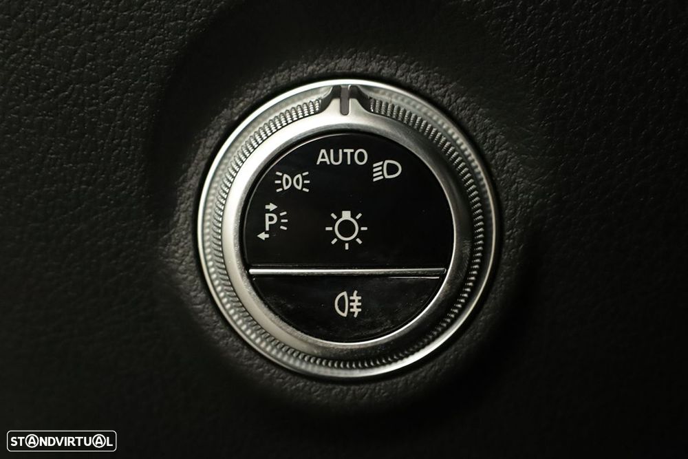 Mercedes-Benz C 220 d Avantgarde - 18