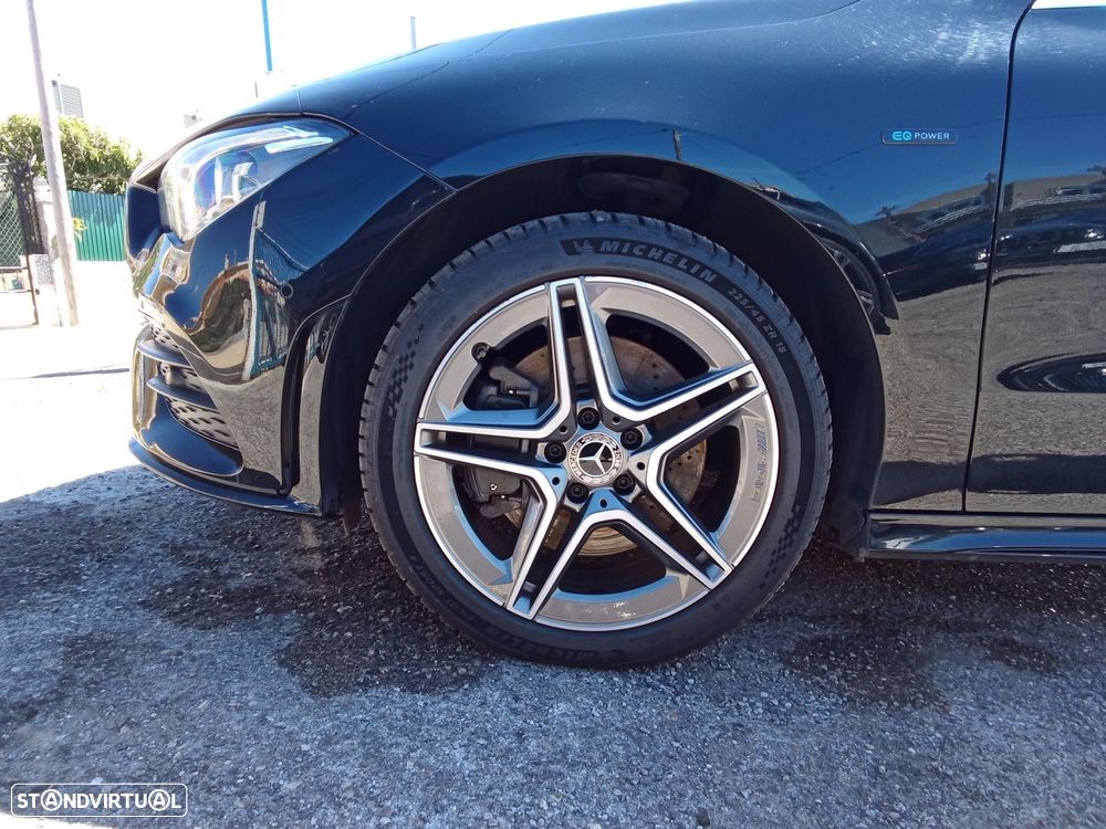 Mercedes-Benz CLA 250 e Shooting Brake AMG Line - 10