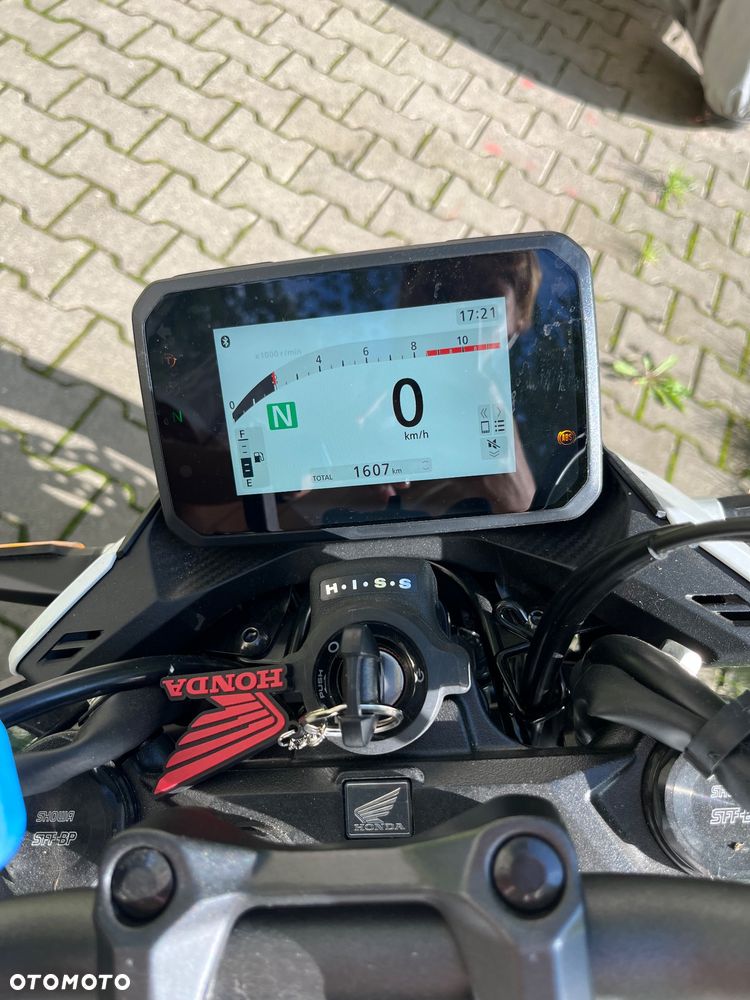 Honda CB - 10