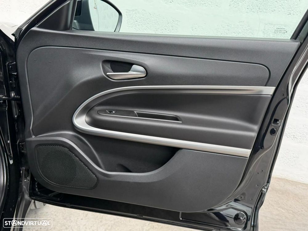 Jeep Avenger 54 kWh Black Edition - 37